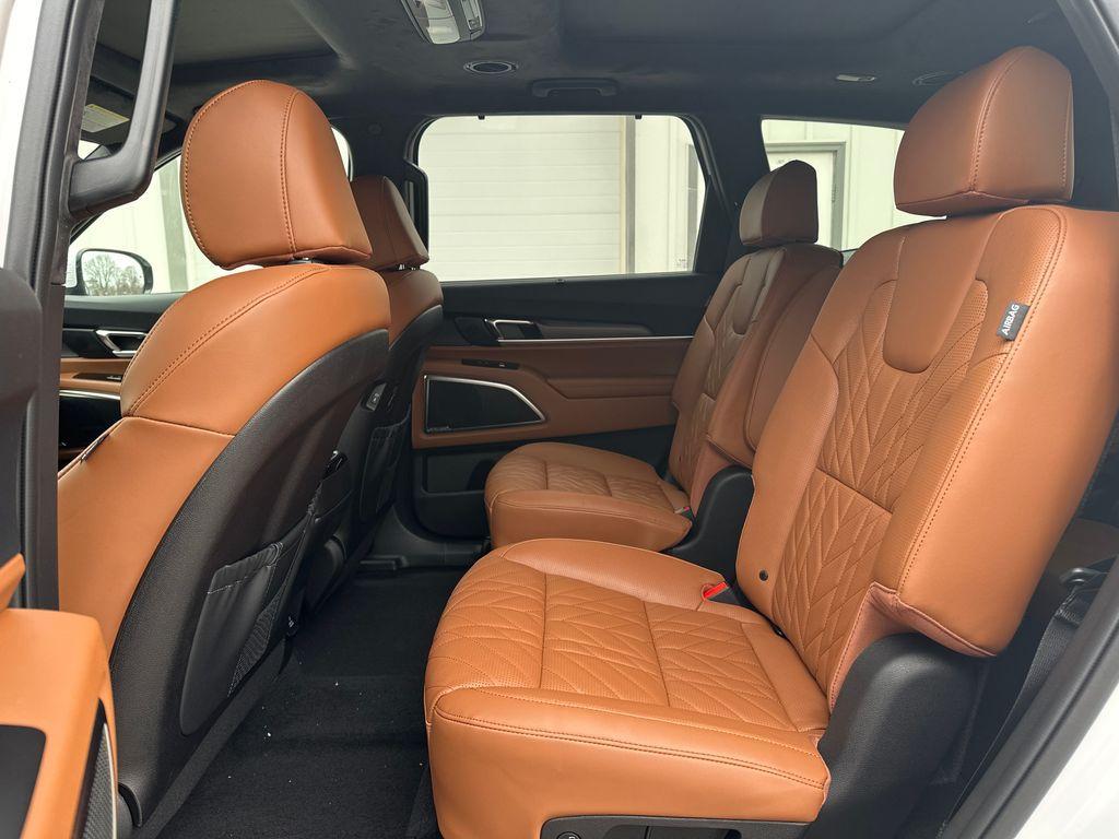 new 2025 Kia Telluride car, priced at $53,099