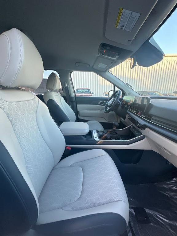 new 2026 Kia Carnival car, priced at $42,307