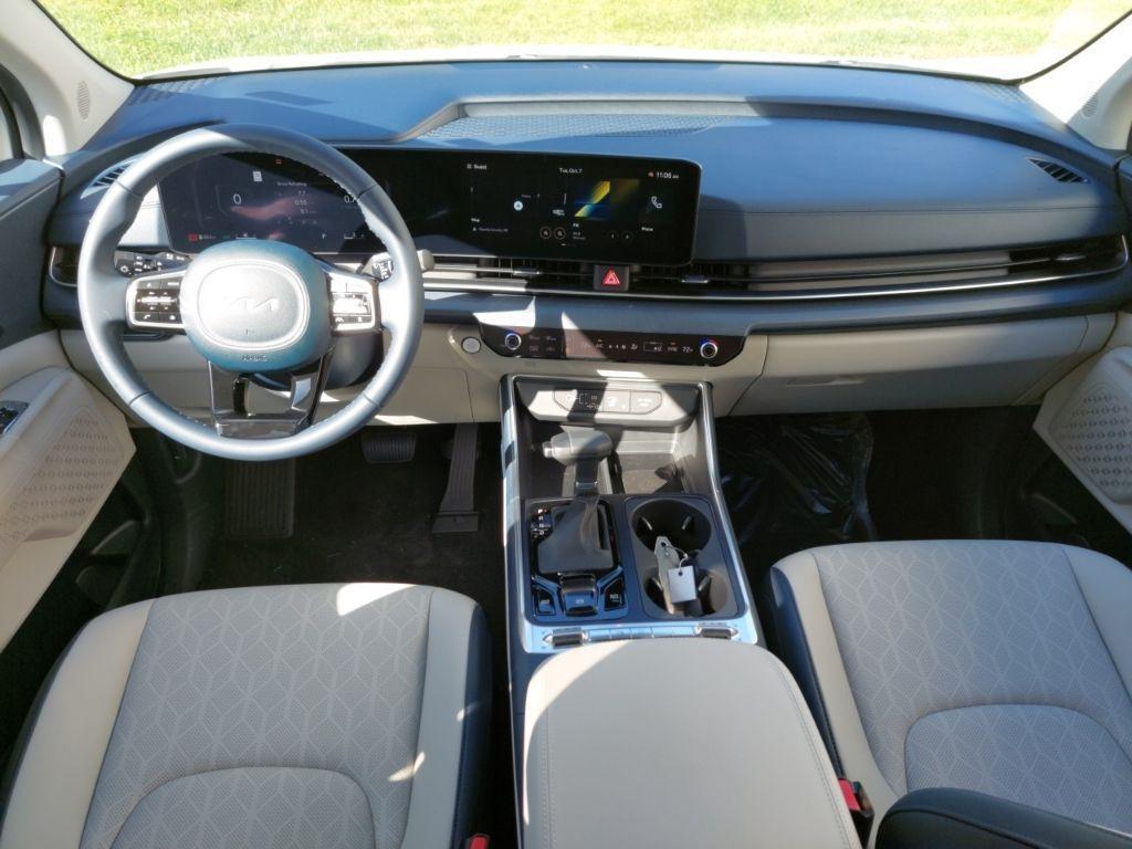 new 2026 Kia Carnival car, priced at $46,361