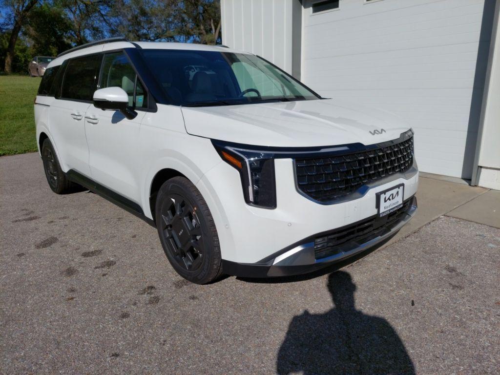 new 2026 Kia Carnival car, priced at $46,361