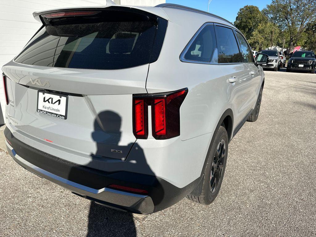 new 2026 Kia Sorento car, priced at $39,425