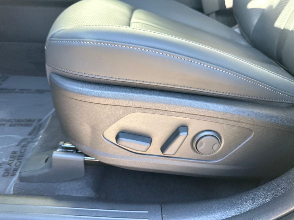 new 2026 Kia Sorento car, priced at $39,425