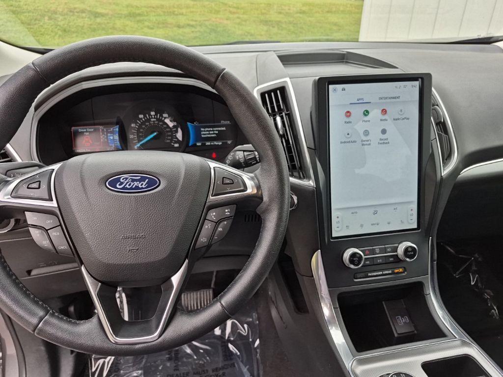 used 2024 Ford Edge car, priced at $26,397