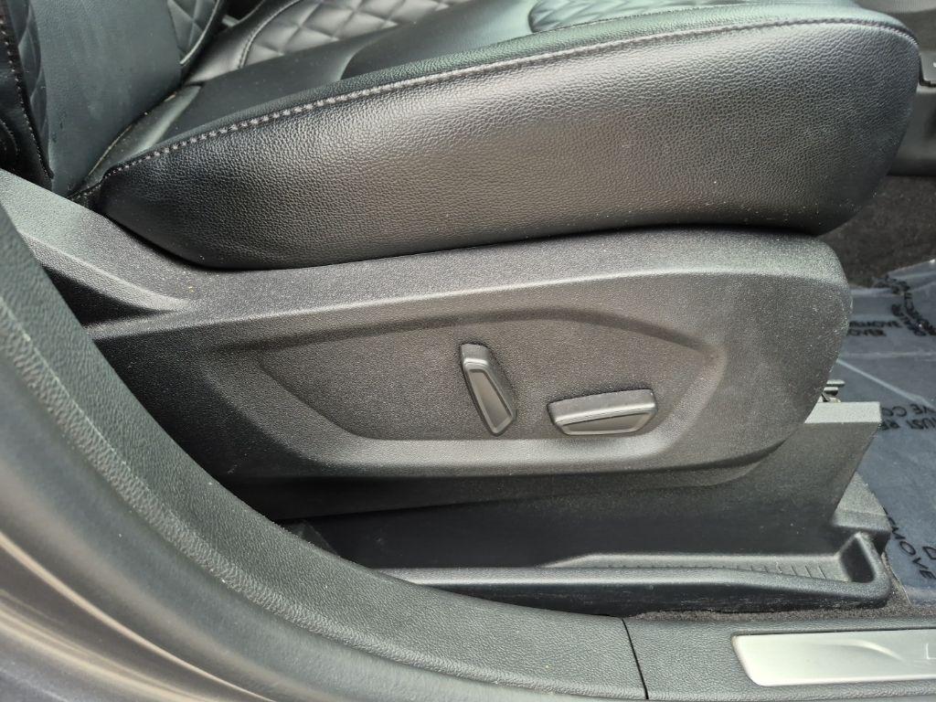 used 2024 Ford Edge car, priced at $26,397