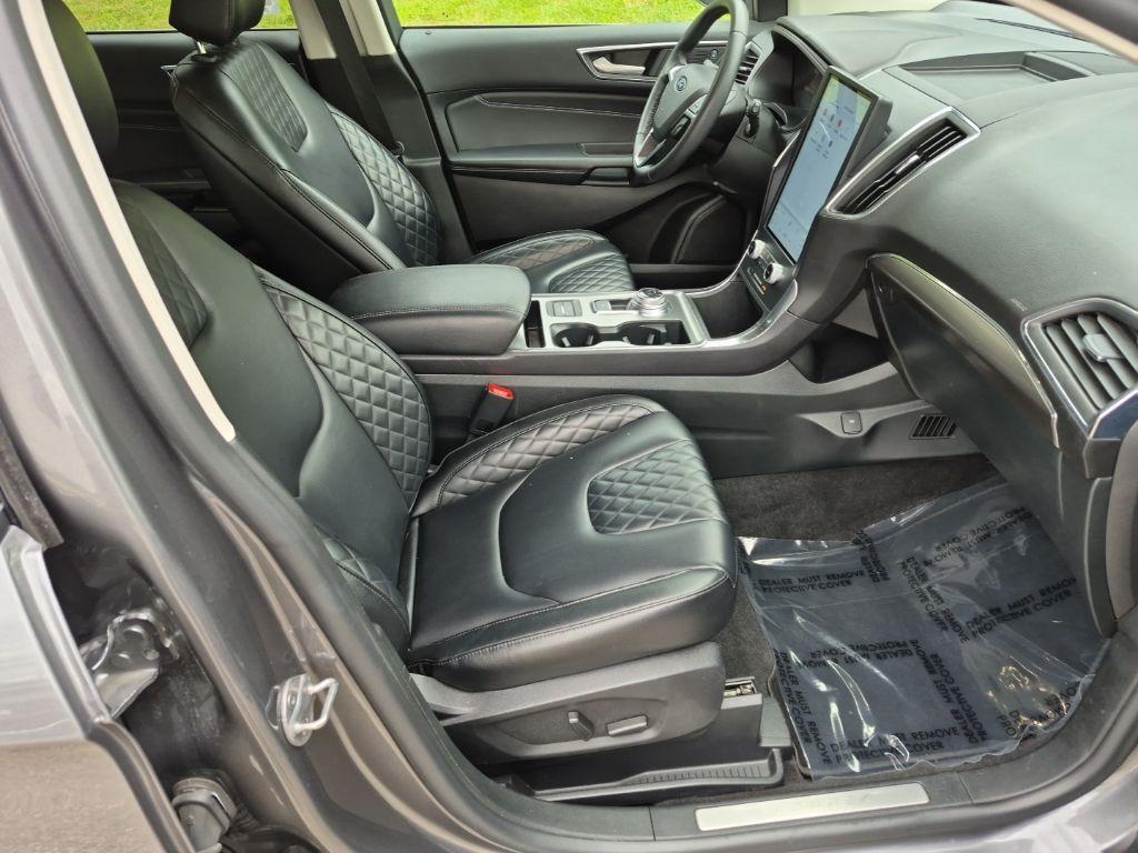 used 2024 Ford Edge car, priced at $26,397