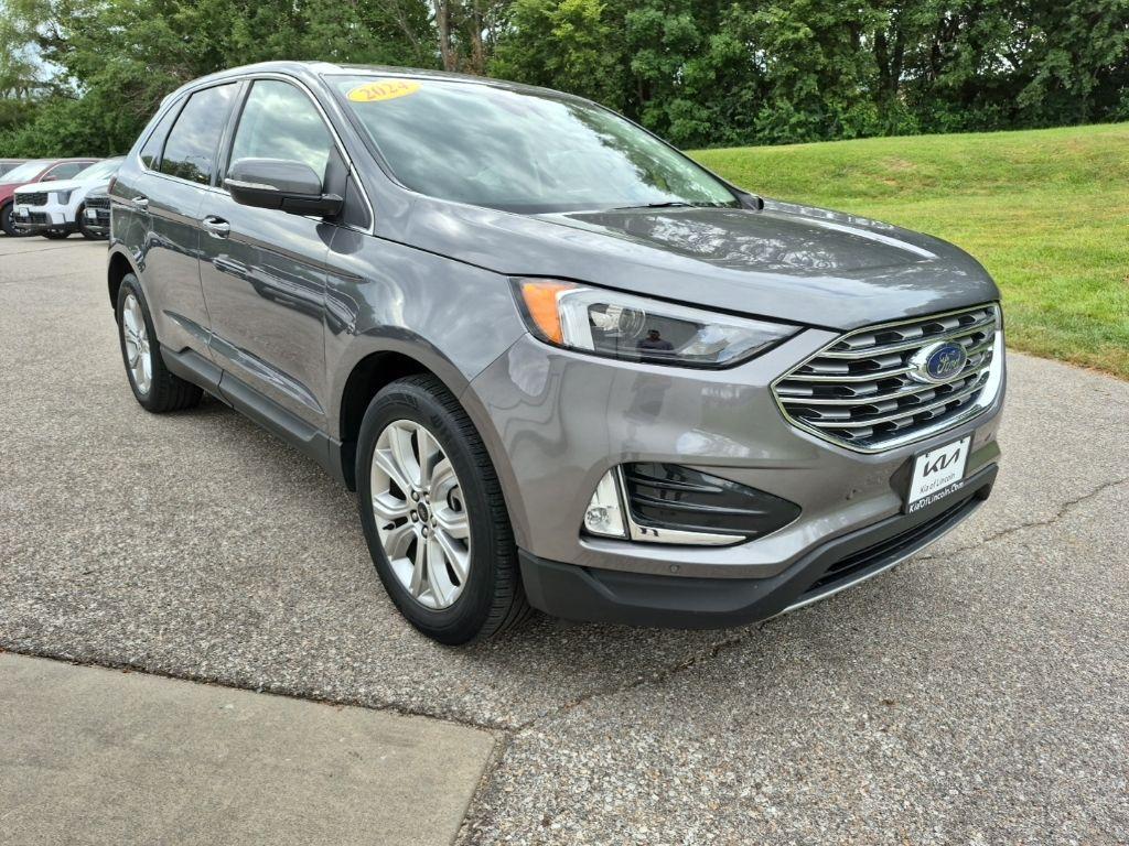 used 2024 Ford Edge car, priced at $26,397