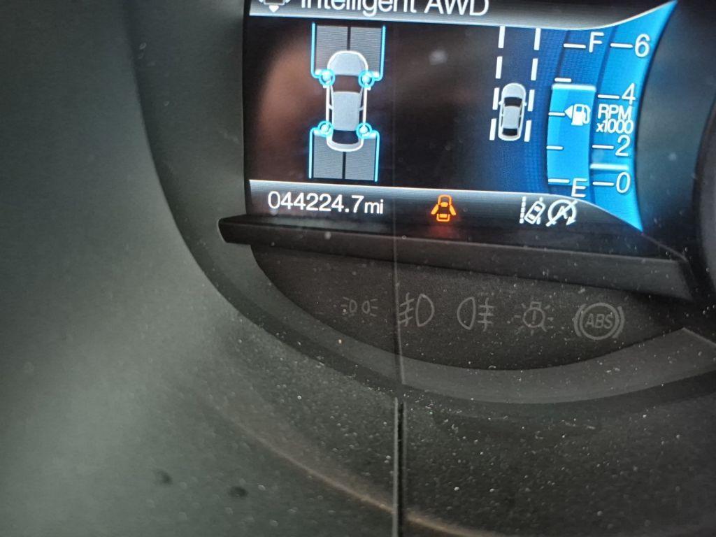 used 2024 Ford Edge car, priced at $26,397