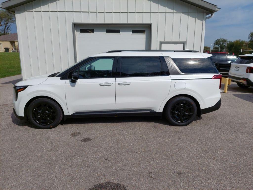 new 2026 Kia Carnival car, priced at $53,406