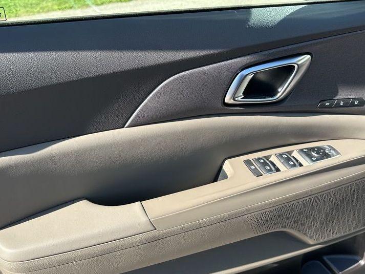 new 2026 Kia Carnival car, priced at $46,361