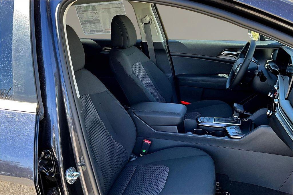 new 2026 Kia Sportage car, priced at $33,110