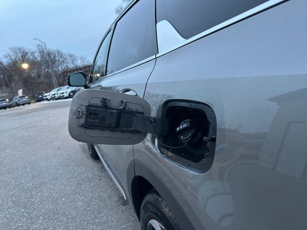 new 2026 Kia Sorento Hybrid car, priced at $44,985