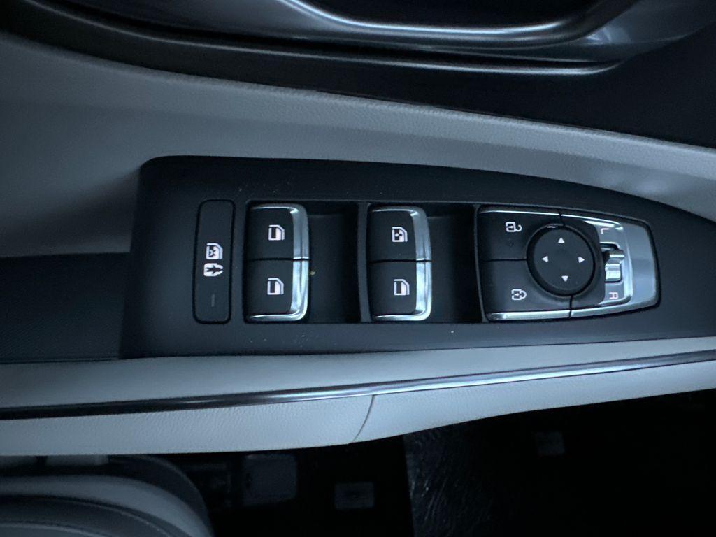 new 2026 Kia Sorento Hybrid car, priced at $44,985