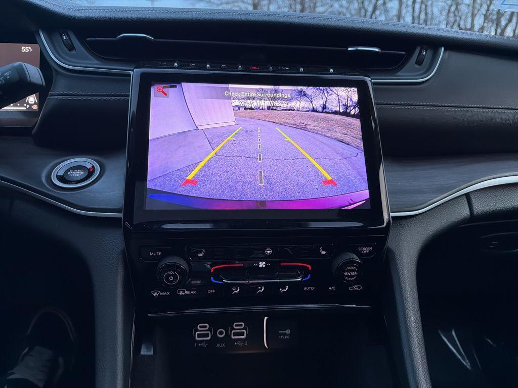 used 2022 Jeep Grand Cherokee car, priced at $29,753