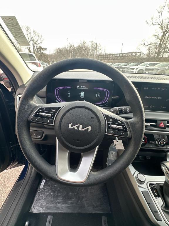 new 2026 Kia Seltos car, priced at $27,085