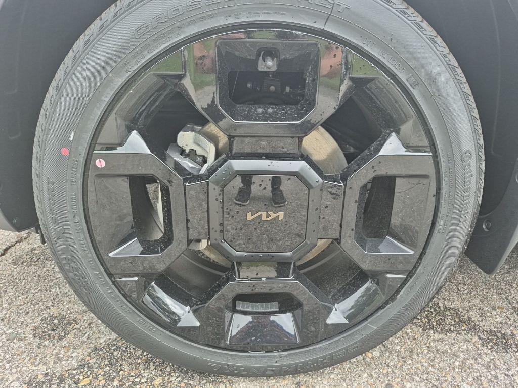 new 2025 Kia Sorento car, priced at $46,165