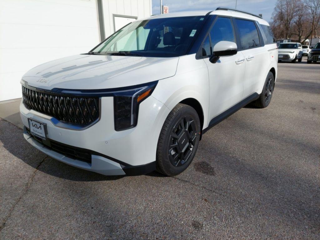 new 2026 Kia Carnival Hybrid car, priced at $44,749