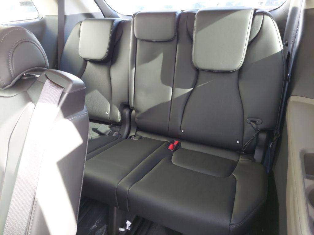 new 2026 Kia Carnival Hybrid car, priced at $44,749