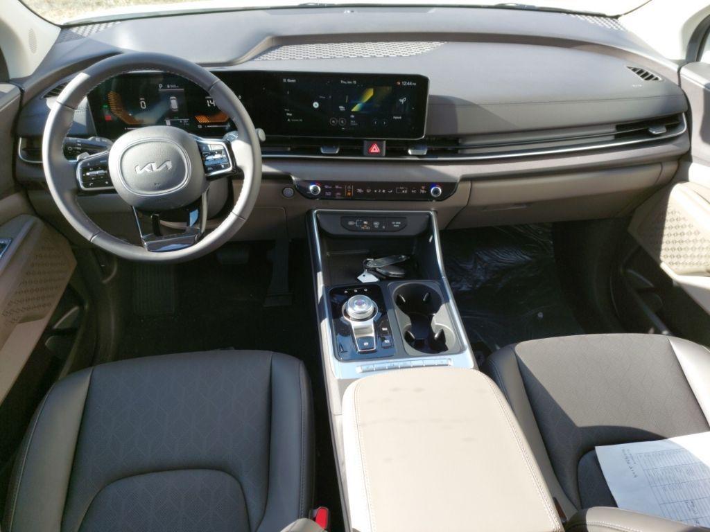new 2026 Kia Carnival Hybrid car, priced at $44,749