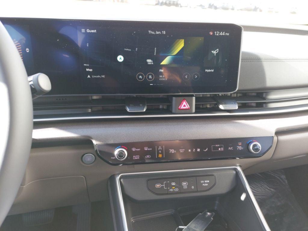 new 2026 Kia Carnival Hybrid car, priced at $44,749