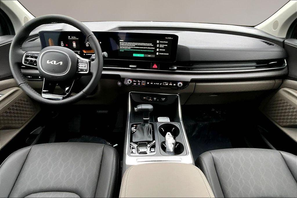 new 2026 Kia Carnival car, priced at $43,580
