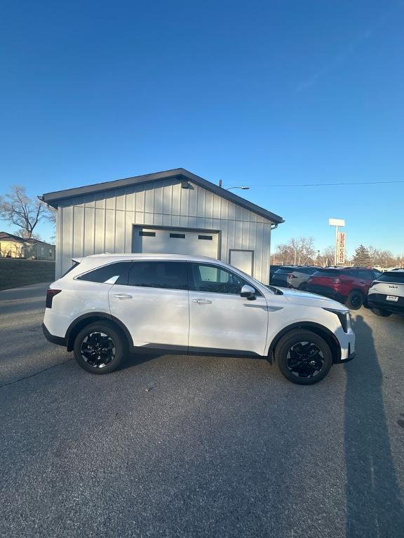 new 2026 Kia Sorento car, priced at $39,675