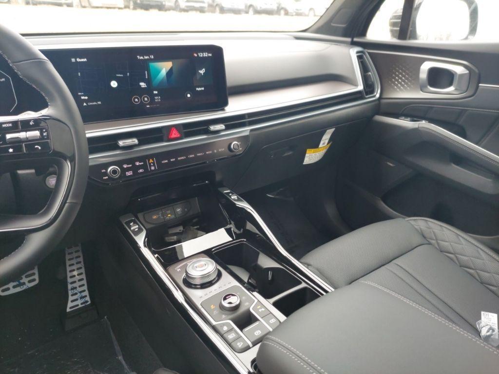 new 2026 Kia Sorento Hybrid car, priced at $49,030