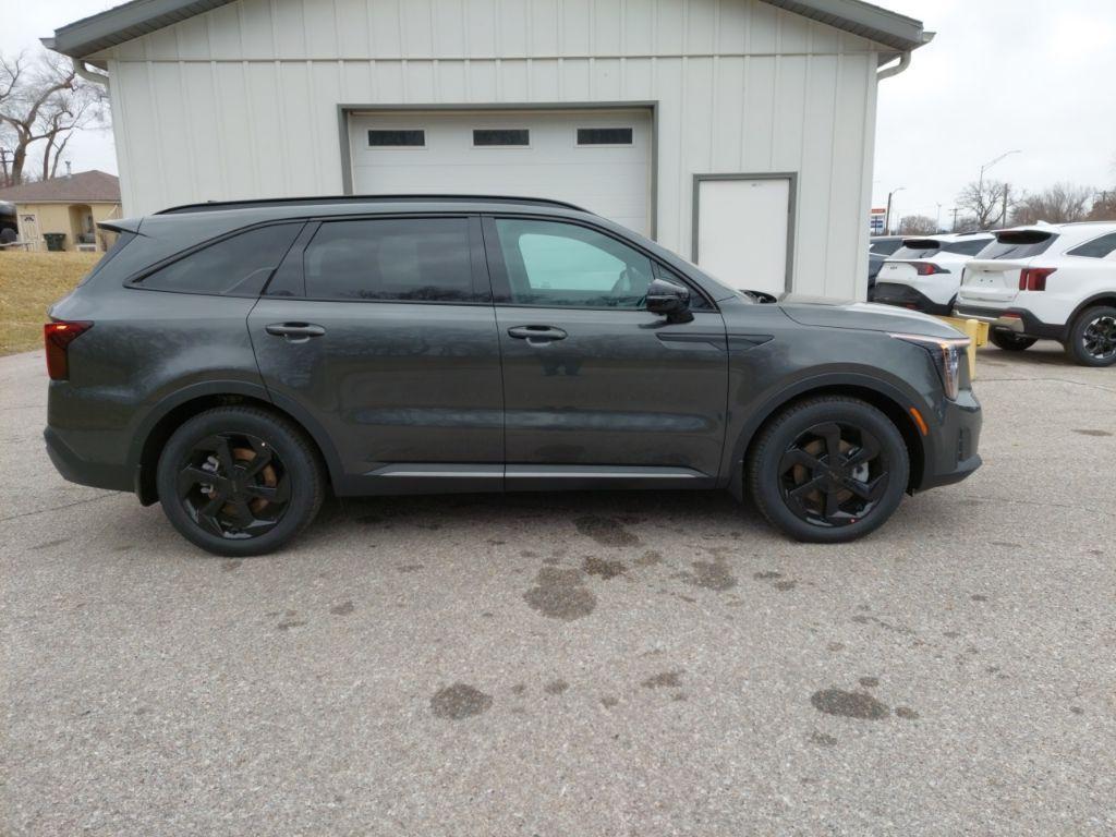 new 2026 Kia Sorento Hybrid car, priced at $49,030