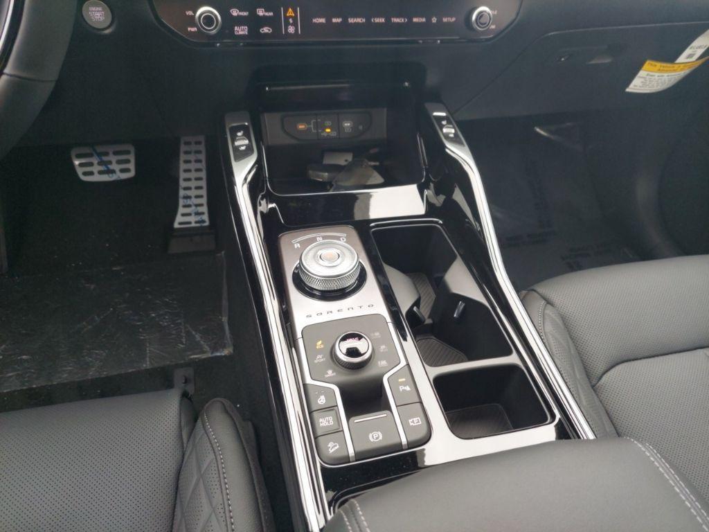 new 2026 Kia Sorento Hybrid car, priced at $49,030