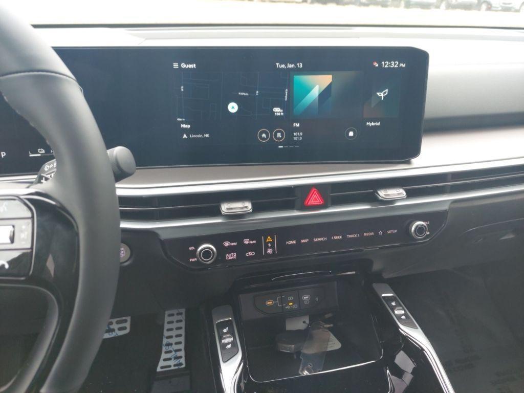 new 2026 Kia Sorento Hybrid car, priced at $49,030