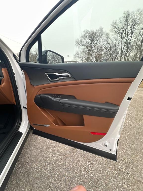 new 2026 Kia Sportage car, priced at $39,305