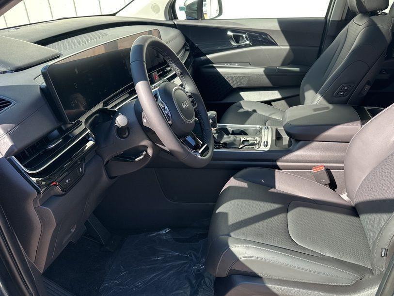 new 2026 Kia Carnival car, priced at $53,709