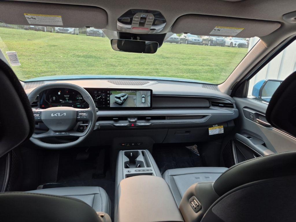 new 2026 Kia EV9 car, priced at $65,153