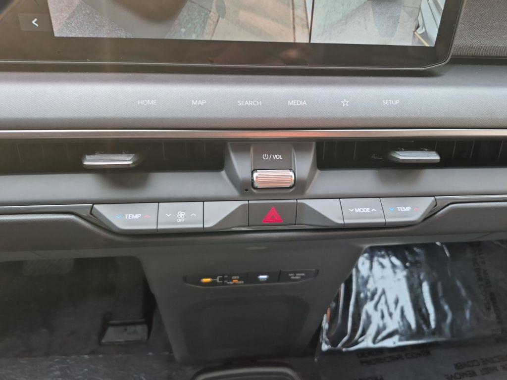 new 2026 Kia EV9 car, priced at $65,153