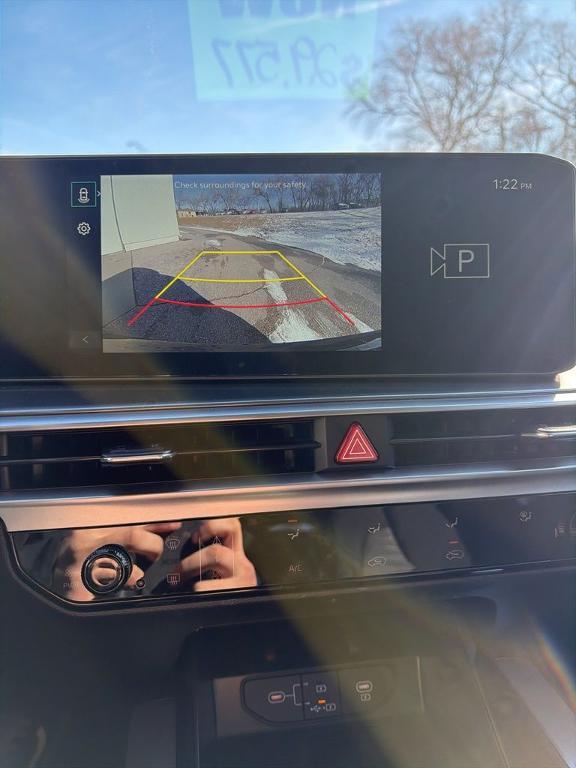 new 2025 Kia Sorento car, priced at $32,577