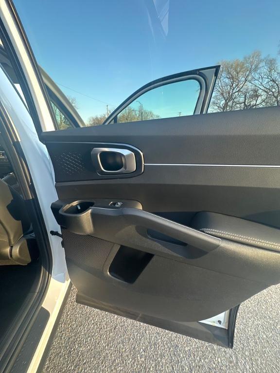 new 2026 Kia Sorento car, priced at $39,210