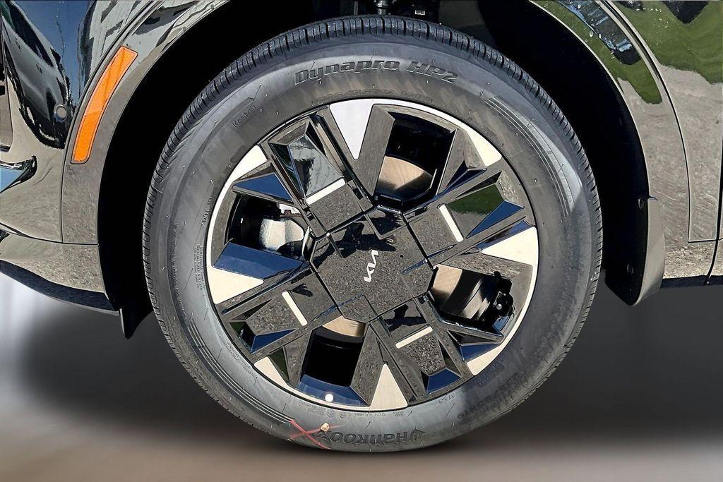new 2026 Kia Sportage Hybrid car, priced at $42,599