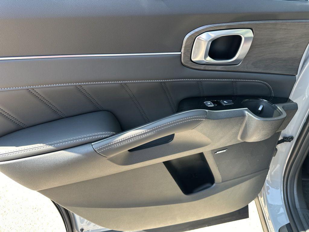new 2026 Kia Sorento car, priced at $51,245