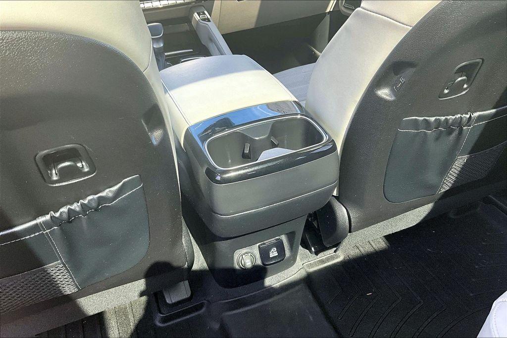 used 2024 Kia Telluride car, priced at $39,373
