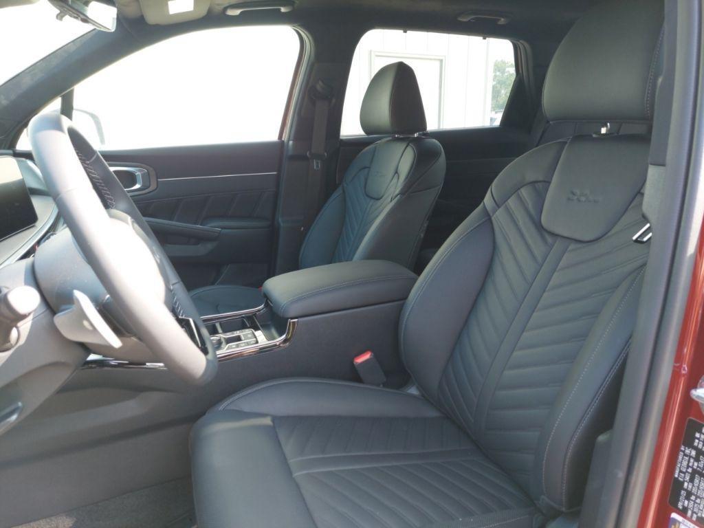 new 2025 Kia Sorento car, priced at $47,309