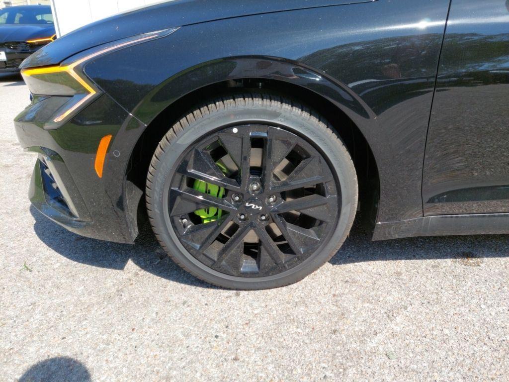 new 2026 Kia K5 car, priced at $39,640