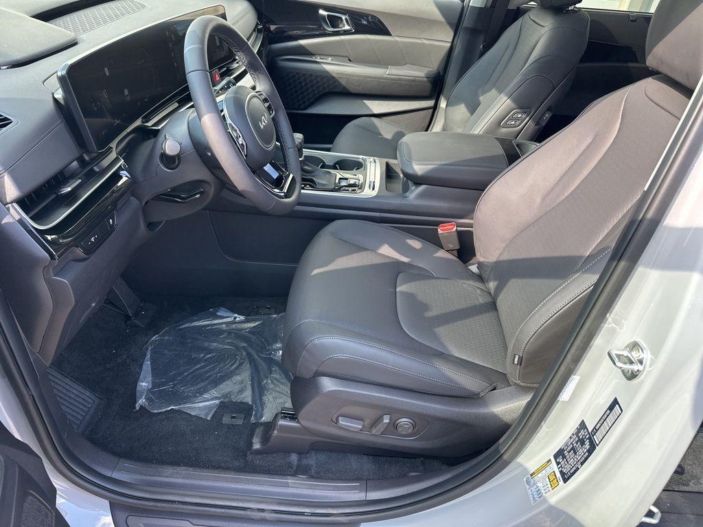 new 2026 Kia Carnival car, priced at $51,067