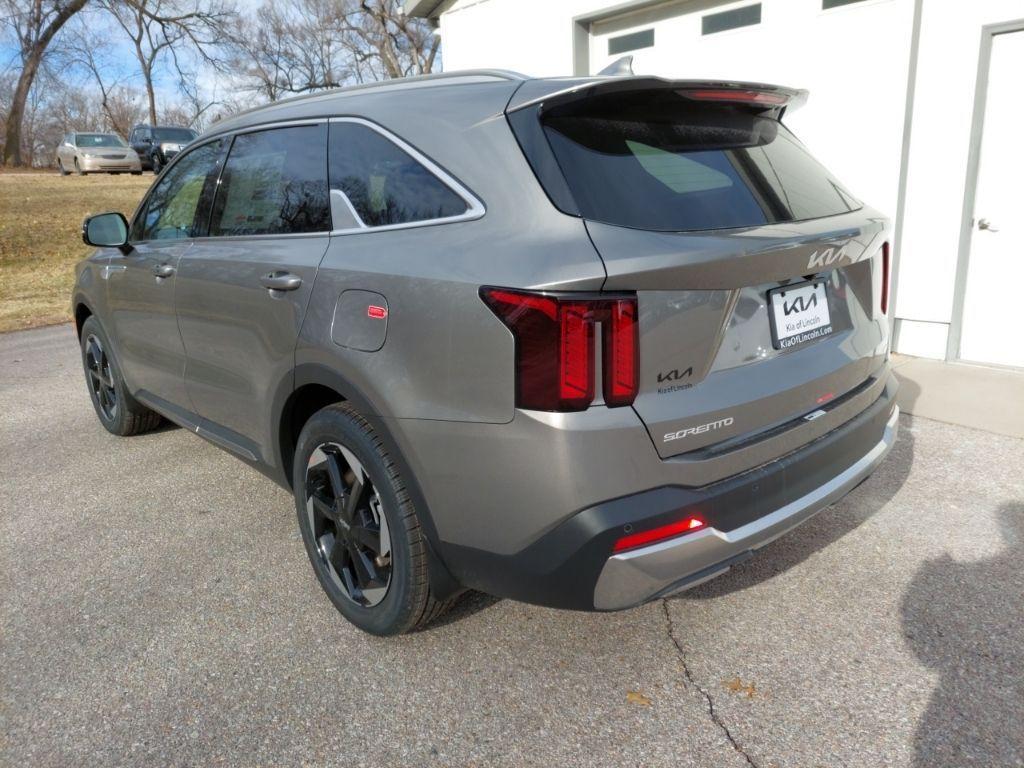 new 2026 Kia Sorento Hybrid car, priced at $42,560