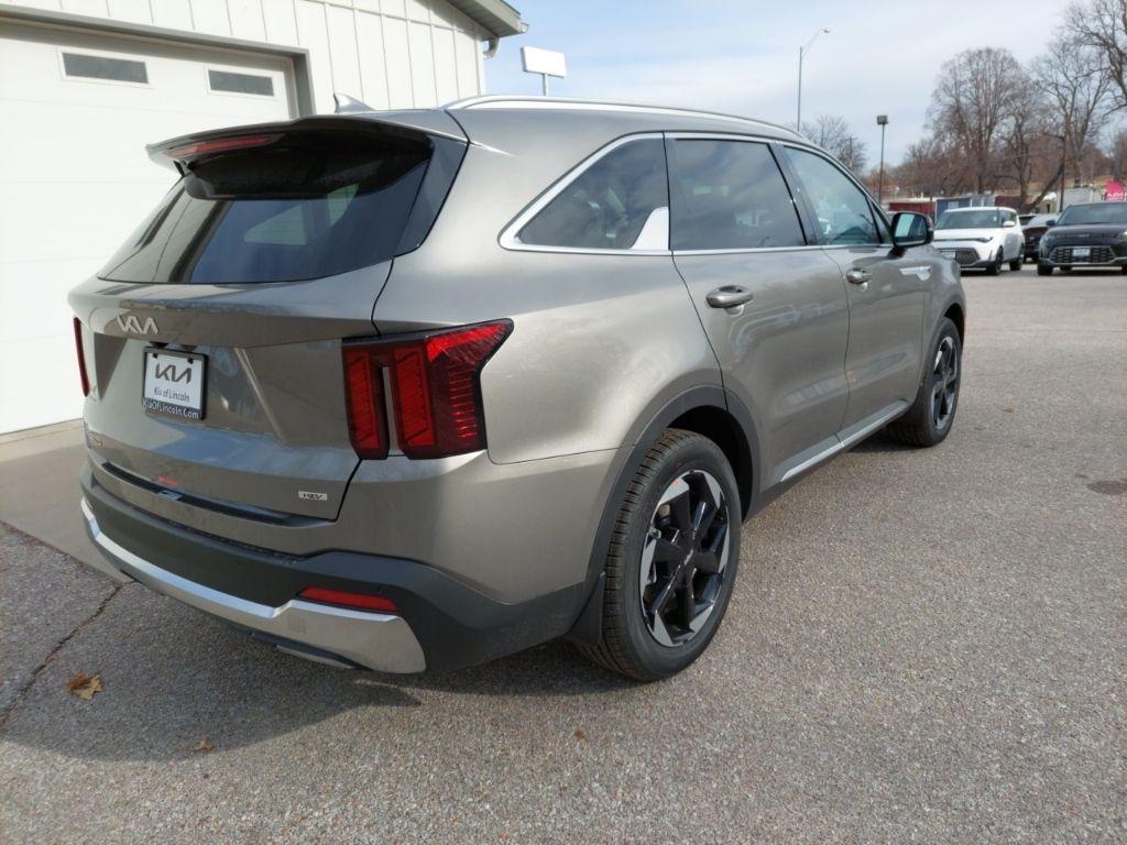 new 2026 Kia Sorento Hybrid car, priced at $42,560