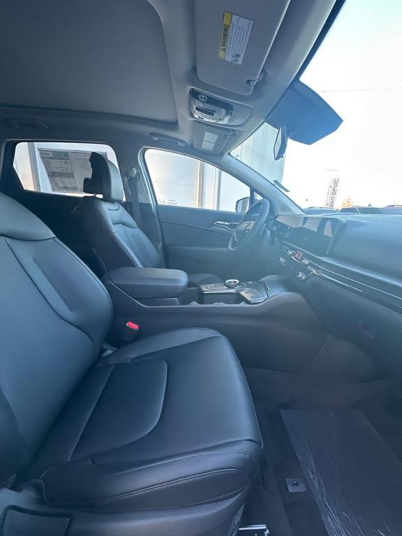 new 2026 Kia Sportage Hybrid car, priced at $36,410