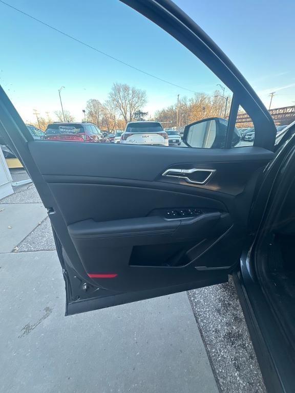 new 2026 Kia Sportage Hybrid car, priced at $36,410