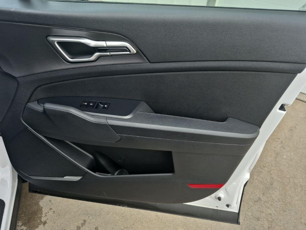 new 2026 Kia Sportage car, priced at $30,607