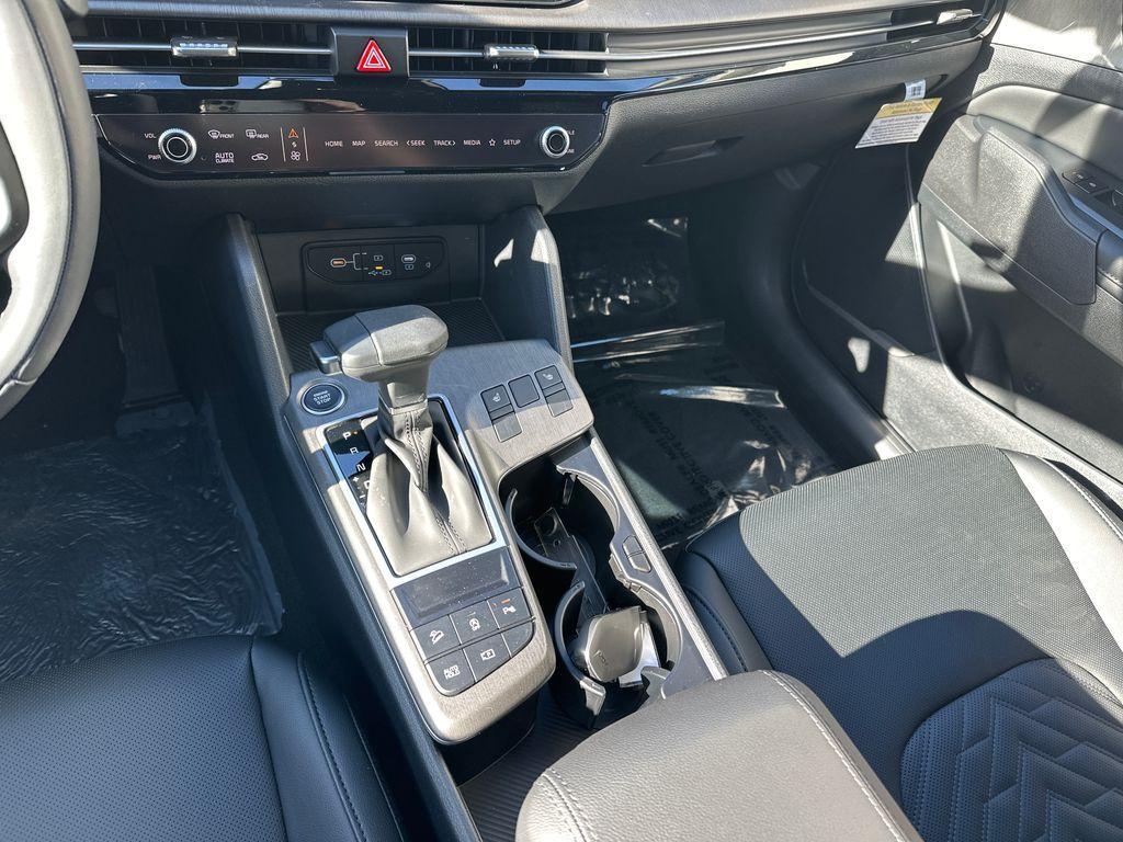new 2026 Kia Sportage car, priced at $36,135