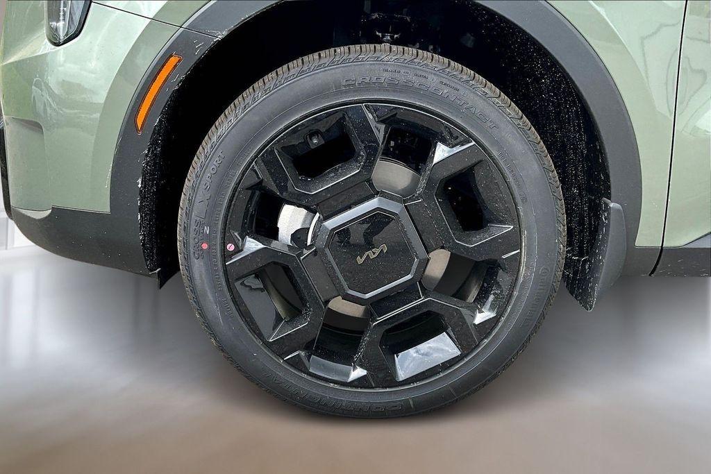 new 2026 Kia Sorento car, priced at $44,680