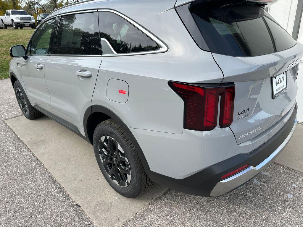new 2026 Kia Sorento car, priced at $39,265