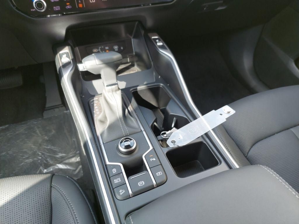 new 2025 Kia Sorento car, priced at $36,735